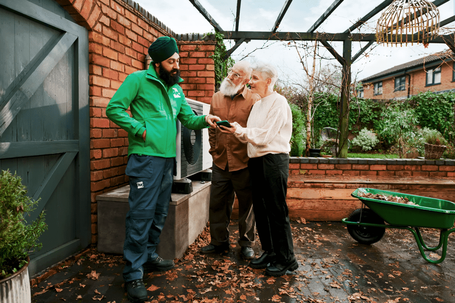 OVO engineer shows customers how to use heat pump